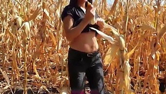 My Step-Brother Cumming While I Work In The Corn Field 60 Fps.