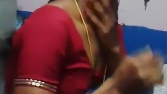 A Tamil Aunt Named Saree Changed Her Name.