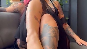 Aroused Girl With Tattoos Displays Her Physique