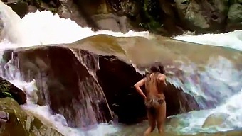 Lilyan'S Desire Is Aroused While Swimming In The Water